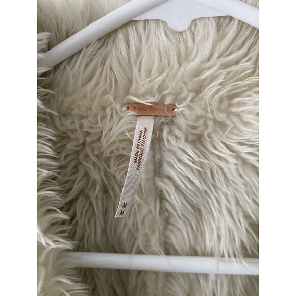 Free People Light Blue Jean Jacket with White Fur Collar - Picture 8 of 11